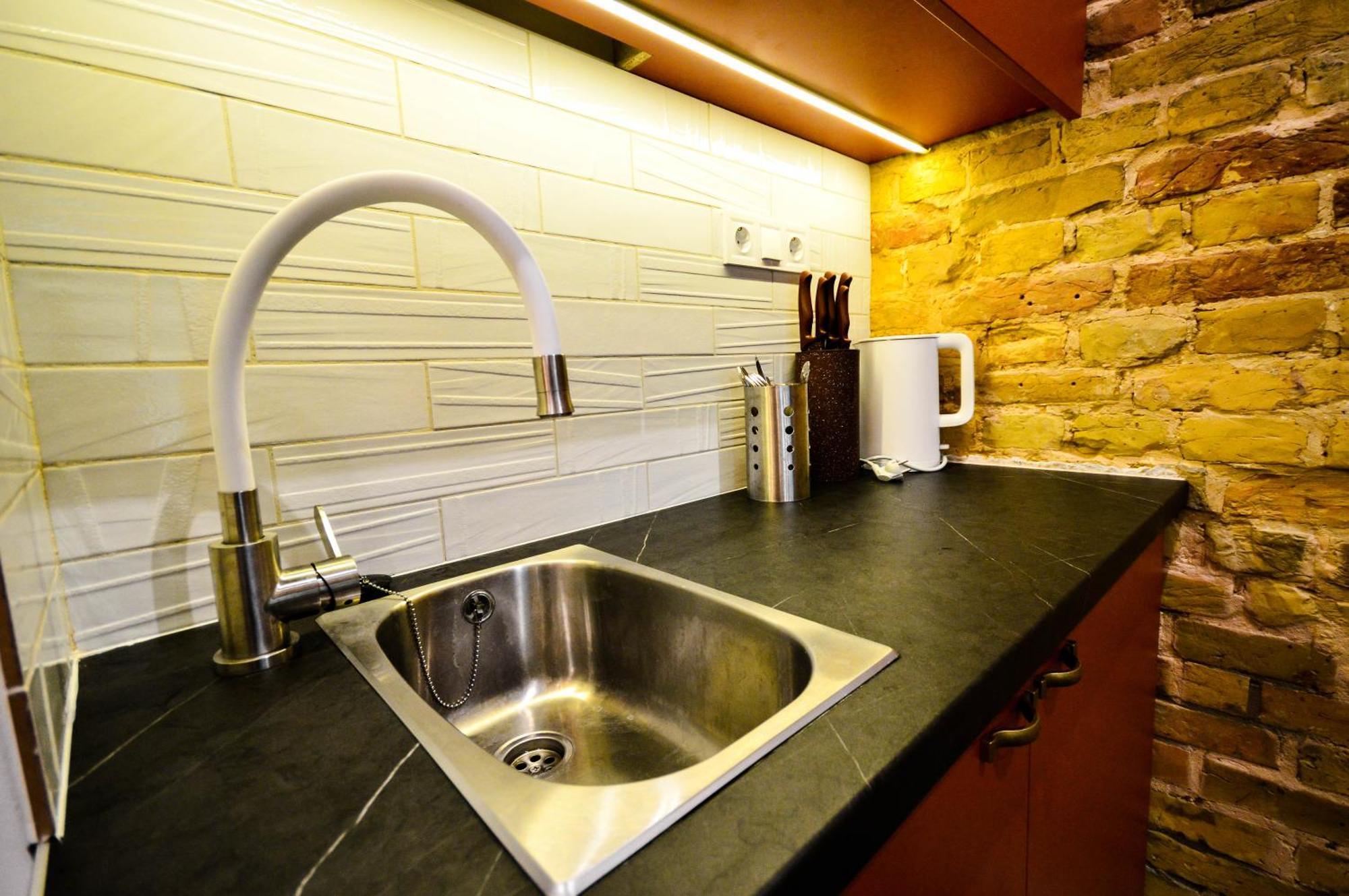 Kyiv Mars Apartments Ngoại thất bức ảnh