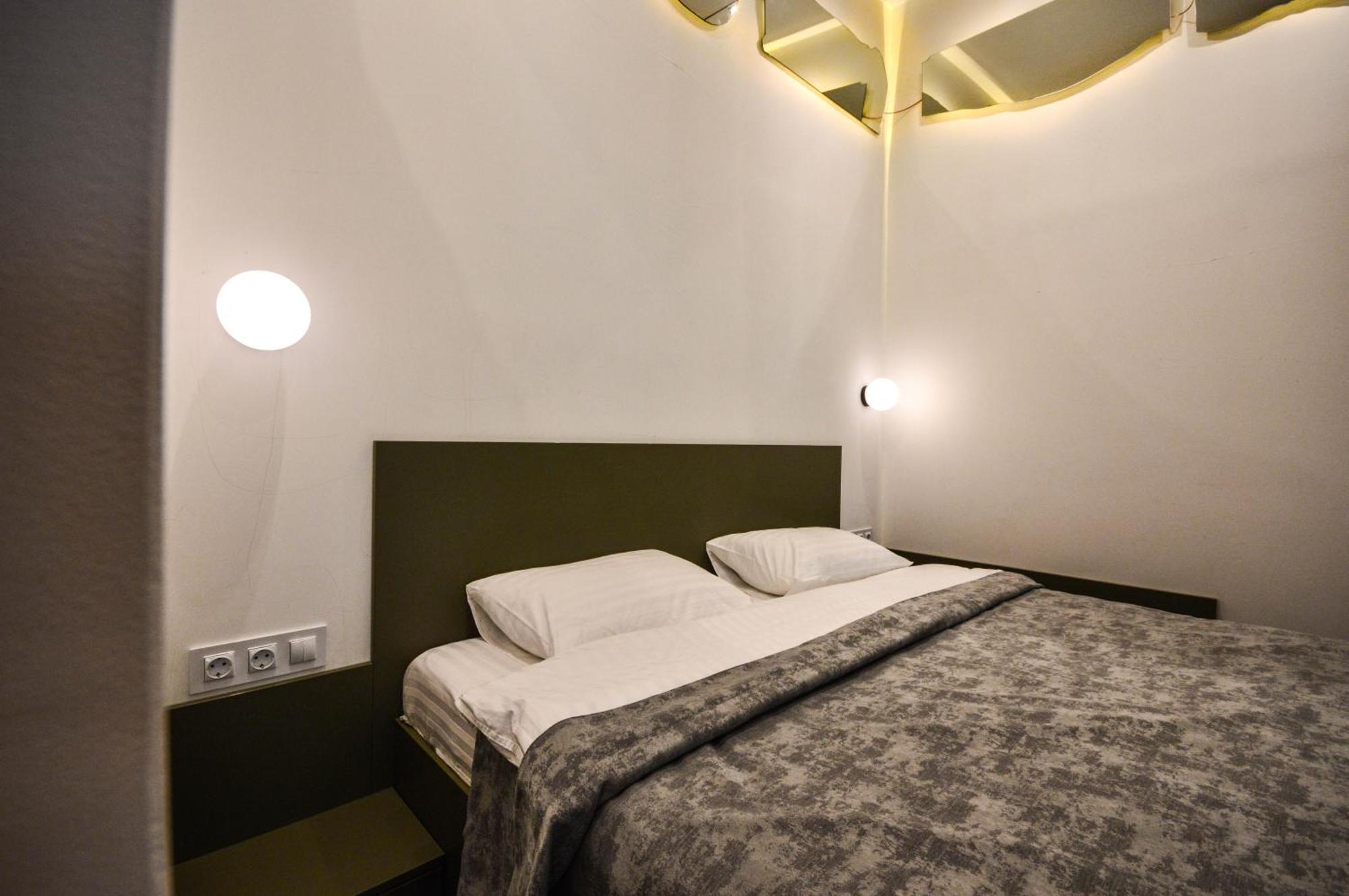 Kyiv Mars Apartments Ngoại thất bức ảnh