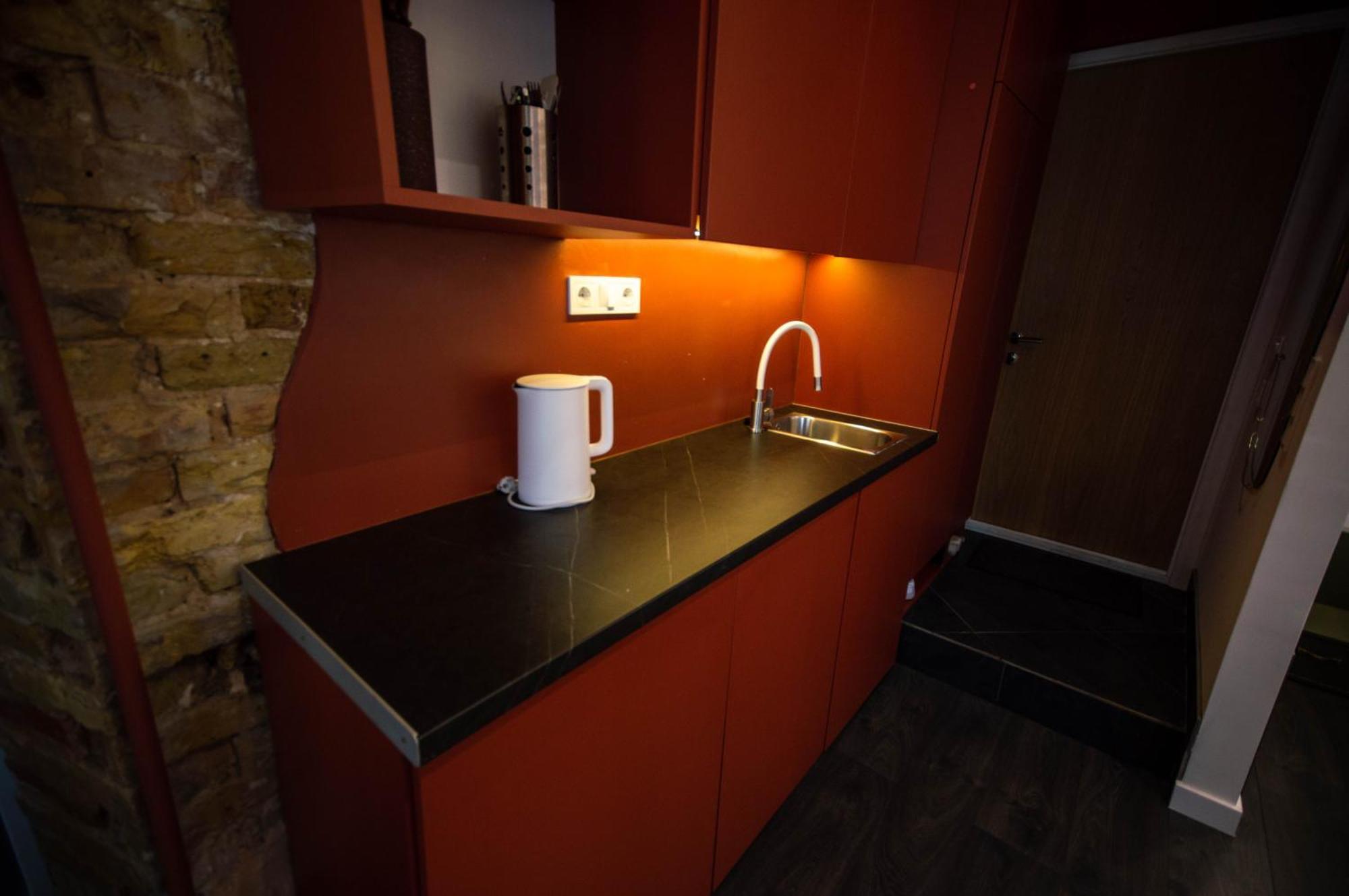 Kyiv Mars Apartments Ngoại thất bức ảnh