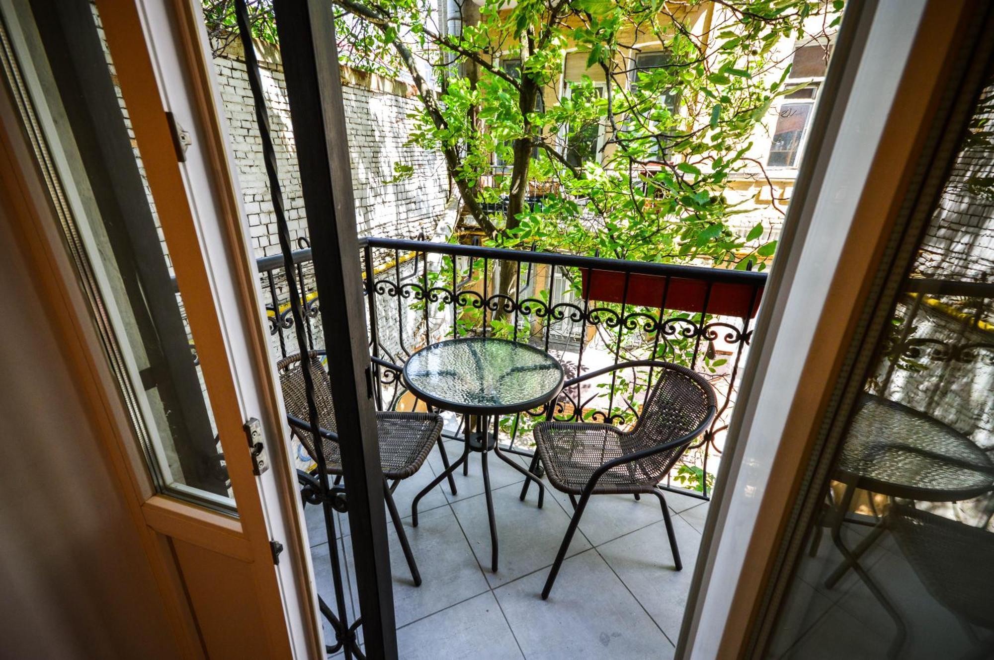 Kyiv Mars Apartments Ngoại thất bức ảnh